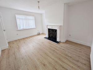 Living Room- click for photo gallery